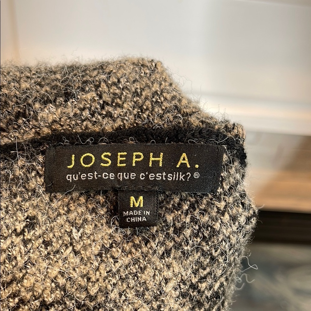 Joseph A. Textured Knit Sweater in Black and Tan Size M - Picture 2 of 6